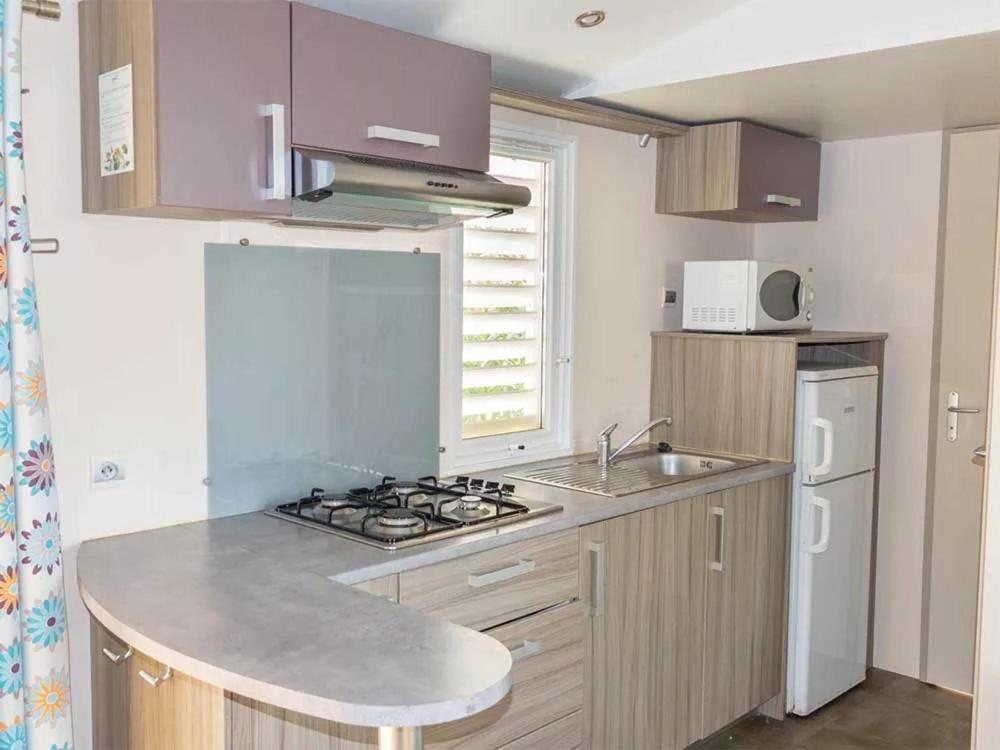 Hotel Camping Pleine Mer Vias Habitación foto